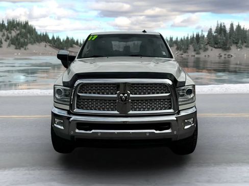 Used 2017 RAM 2500 Laramie w/ Off Road Package AWD/4WD image 8