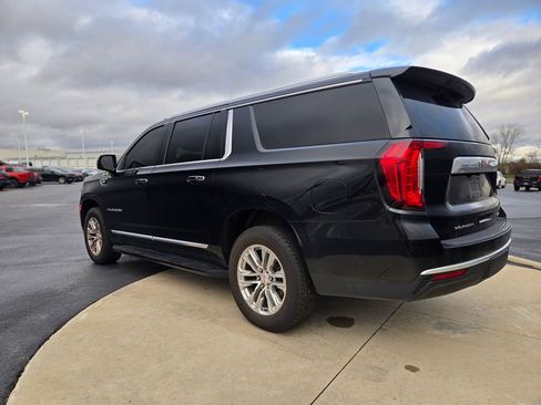 Used 2023 GMC Yukon XL SLT w/ SLT Premium Package image 5