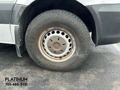 Used 2014 Mercedes-Benz Sprinter 2500 image 14