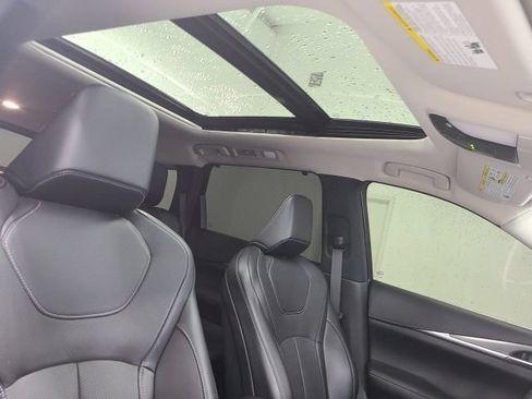 Used 2023 INFINITI QX60 Luxe w/ Cargo Package AWD/4WD image 8
