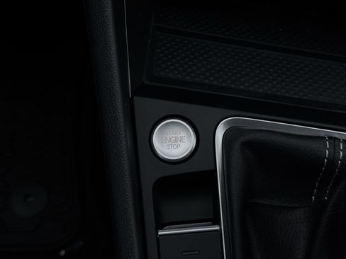 New 2026 Volkswagen Jetta SE image 17