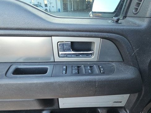 Used 2012 Ford F150 Raptor w/ Raptor Luxury Pkg image 16