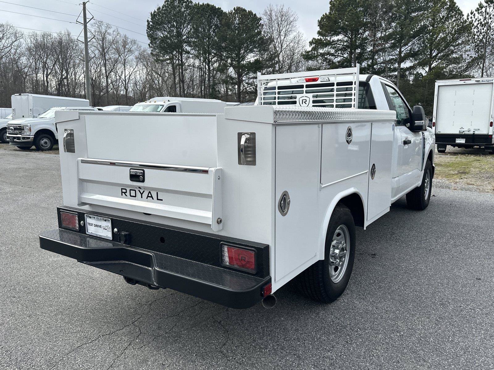 New 2024 Ford F250 XL w/ XL Chrome Package RWD image 7