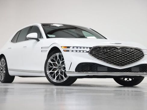 Used 2025 Genesis G90 3.5T AWD/4WD image 1