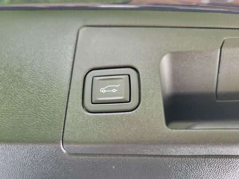 Used 2024 Cadillac XT5 Premium Luxury FWD image 19