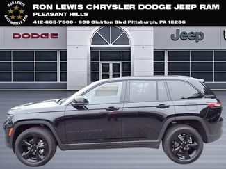 Certified 2023 Jeep Grand Cherokee Altitude AWD/4WD video 1