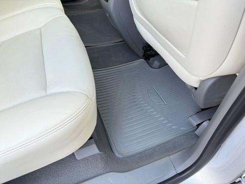 Used 2019 Cadillac XT5 Luxury image 32