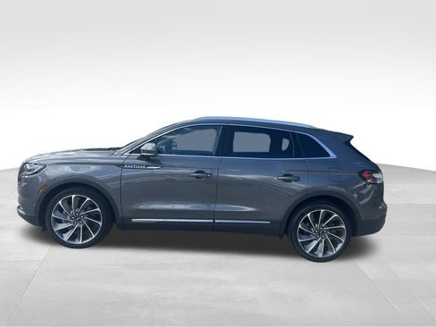 Used 2023 Lincoln Nautilus Reserve w/ Equipment Group 202A AWD/4WD image 2
