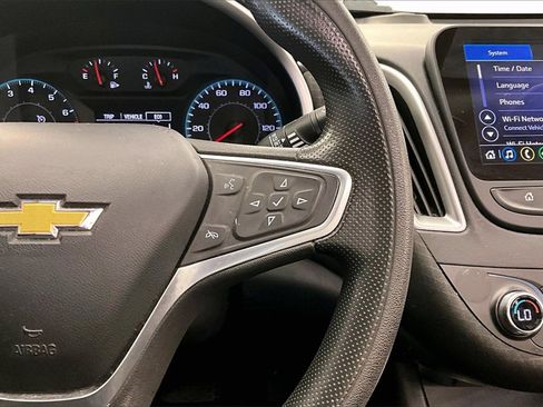 Used 2022 Chevrolet Malibu LT image 18