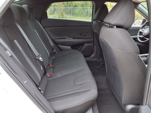 New 2025 Hyundai Elantra Sport image 29