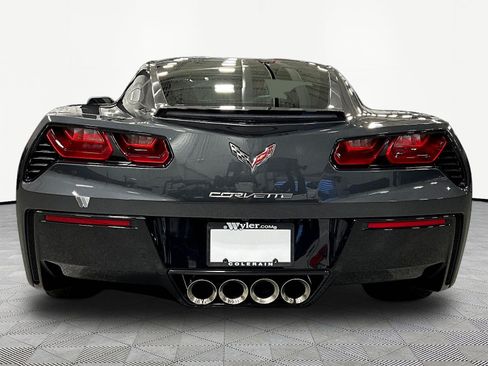 Used 2017 Chevrolet Corvette Stingray Coupe w/ 1LT RWD image 5