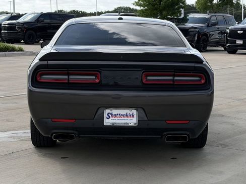 Used 2022 Dodge Challenger R/T w/ Blacktop Package RWD image 5
