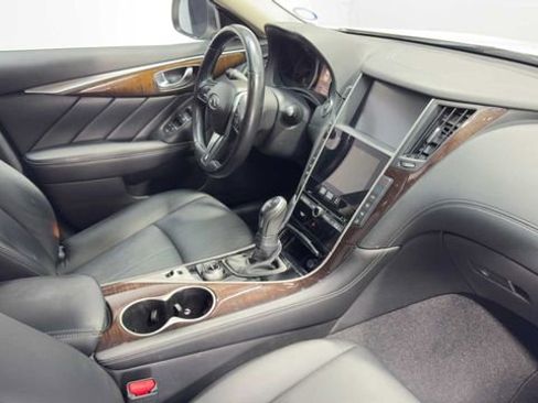 Used 2019 INFINITI Q50 Luxe w/ Cargo Package (L96) RWD image 12