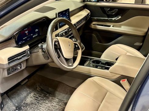 Used 2022 Lincoln Corsair Reserve w/ Equipment Group 201A image 3