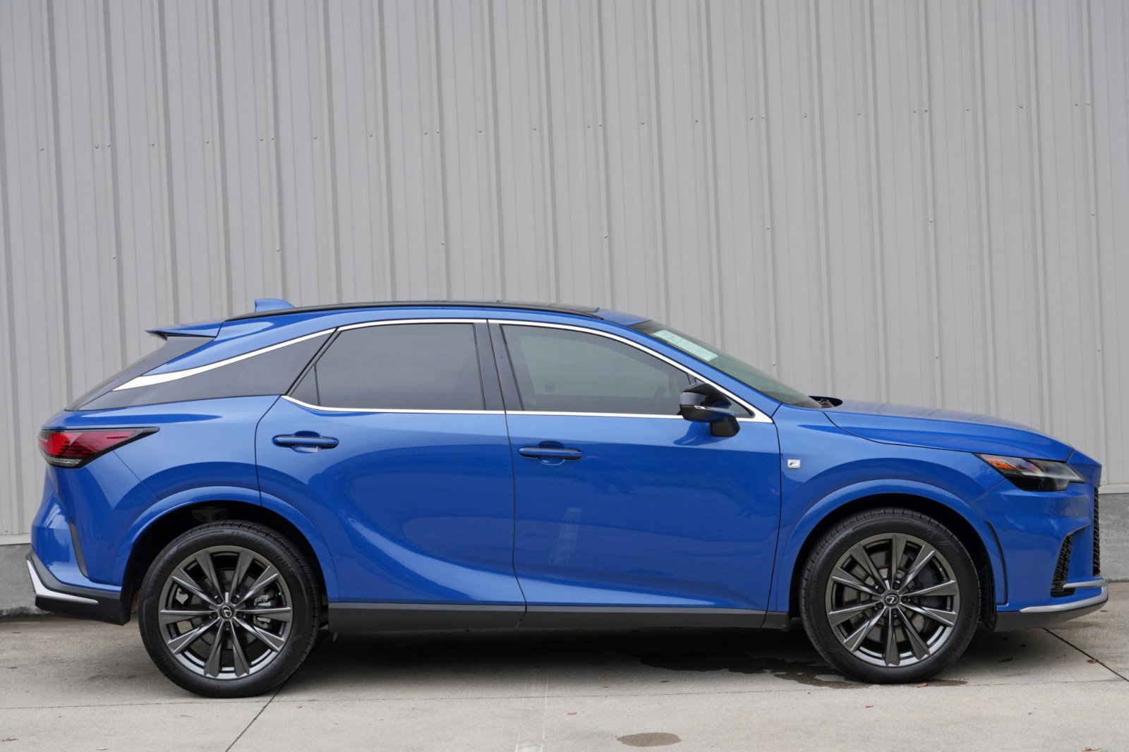 Used 2023 Lexus RX 350 F Sport w/ Cold Area Package AWD/4WD image 54