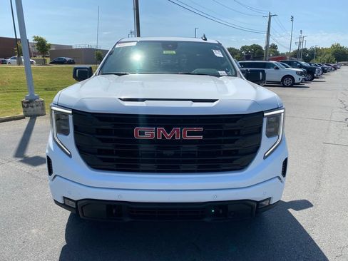 Used 2026 GMC Sierra 1500 Elevation w/ Elevation Premium Package AWD/4WD image 2
