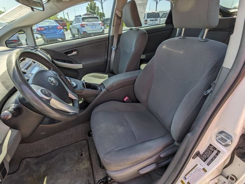 Used 2011 Toyota Prius Two image 10