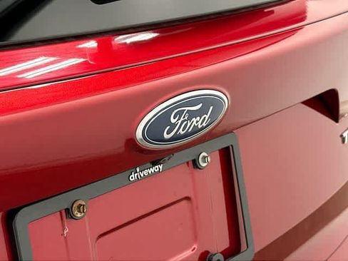 Used 2017 Ford Escape Titanium AWD/4WD image 27