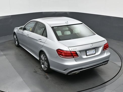 Used 2016 Mercedes-Benz E 350 Sedan w/ Premium Package image 61