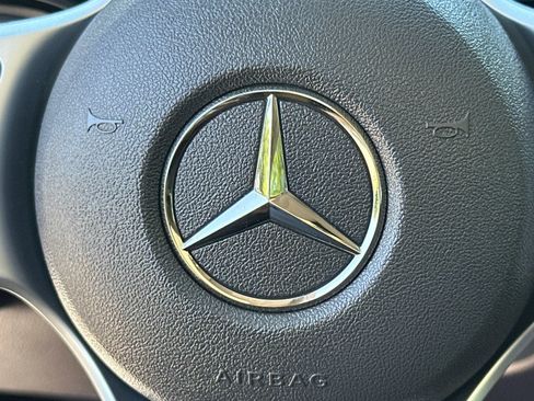 Used 2020 Mercedes-Benz GLS 580 4MATIC image 31
