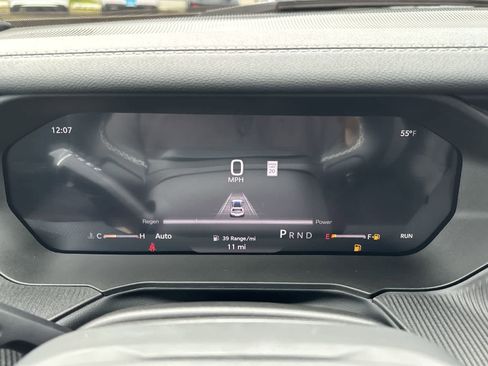 New 2026 Jeep Cherokee Overland image 13