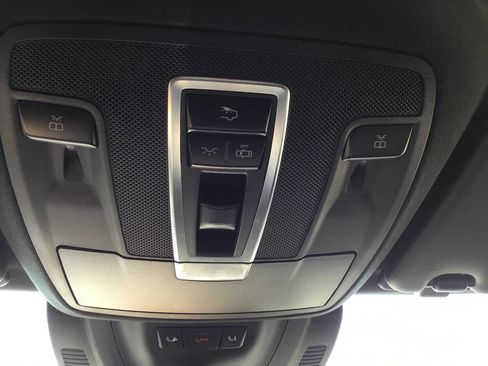 Used 2018 Mercedes-Benz GLS 450 4MATIC image 37