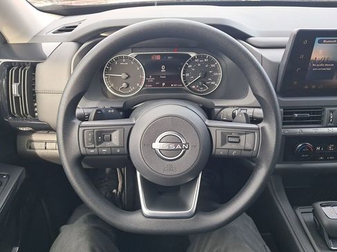 New 2026 Nissan Pathfinder S image 15