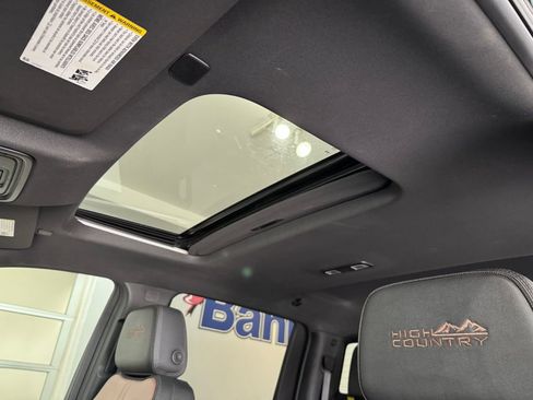 Certified 2024 Chevrolet Silverado 2500 High Country image 24