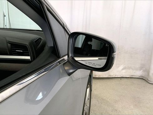 Used 2018 Honda Odyssey EX-L image 11