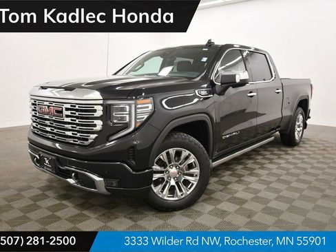 Used 2023 GMC Sierra 1500 Denali w/ Technology Package image 1