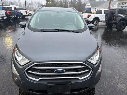 Used 2020 Ford EcoSport SE image 3