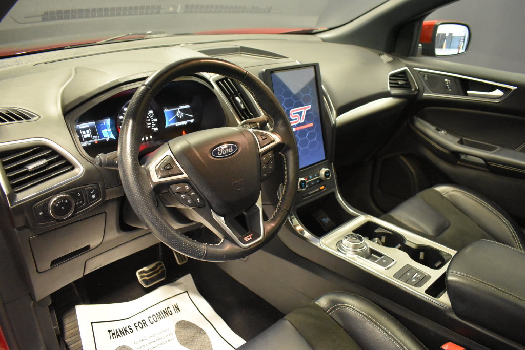Used 2024 Ford Edge ST w/ Equipment Group 401A AWD/4WD image 4
