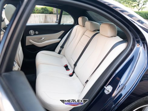 Used 2018 Mercedes-Benz E 400 4MATIC Sedan image 20