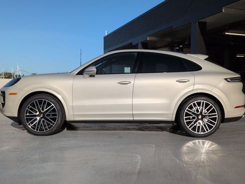 New 2026 Porsche Cayenne Coupe AWD/4WD image 2