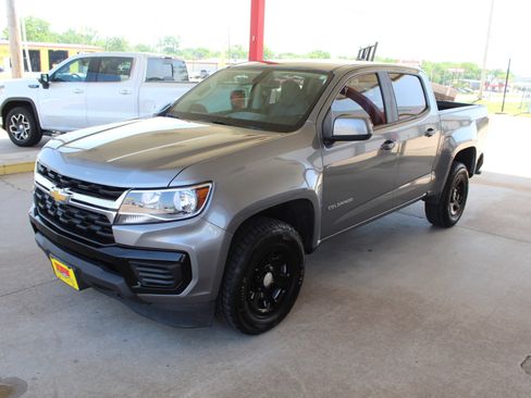 Used 2022 Chevrolet Colorado W/T AWD/4WD image 41