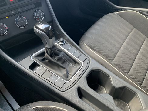 Used 2023 Volkswagen Jetta Sport image 18