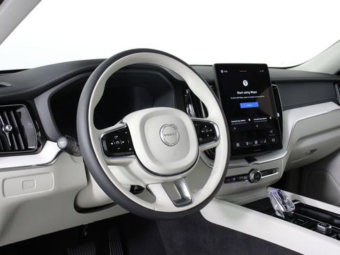 New 2026 Volvo XC60 B5 Ultra w/ Climate Package PRO AWD/4WD image 8