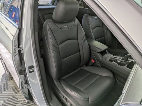 Certified 2022 Cadillac XT4 Premium Luxury w/ Enhanced Visibility Package image 32