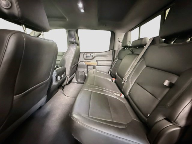 Used 2020 Chevrolet Silverado 1500 LT Trail Boss w/ Midnight Edition AWD/4WD image 24