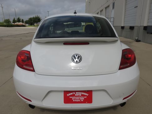 Used 2012 Volkswagen Beetle Turbo FWD image 8