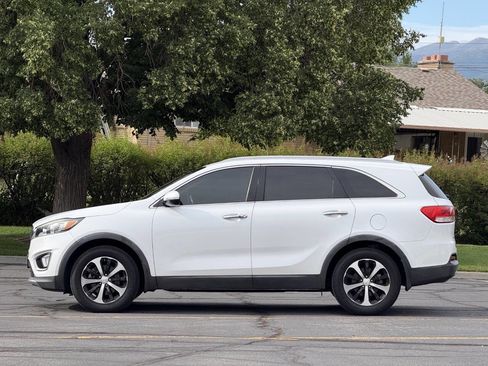 Used 2017 Kia Sorento EX FWD image 8