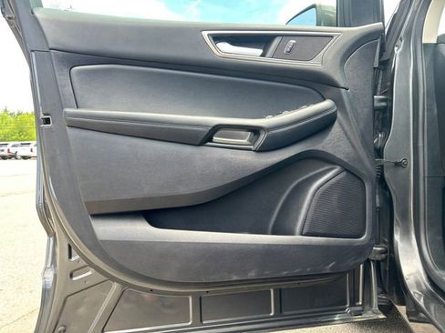 Used 2019 Ford Edge SEL w/ Equipment Group 201A AWD/4WD image 10