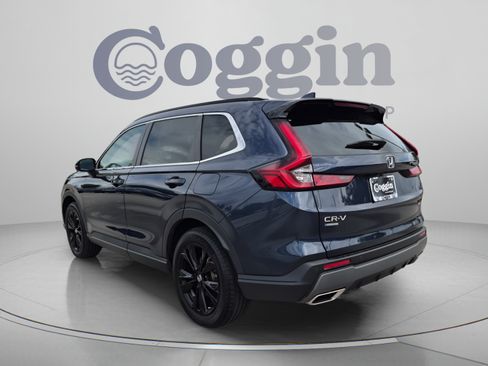 Used 2024 Honda CR-V Sport Touring image 4