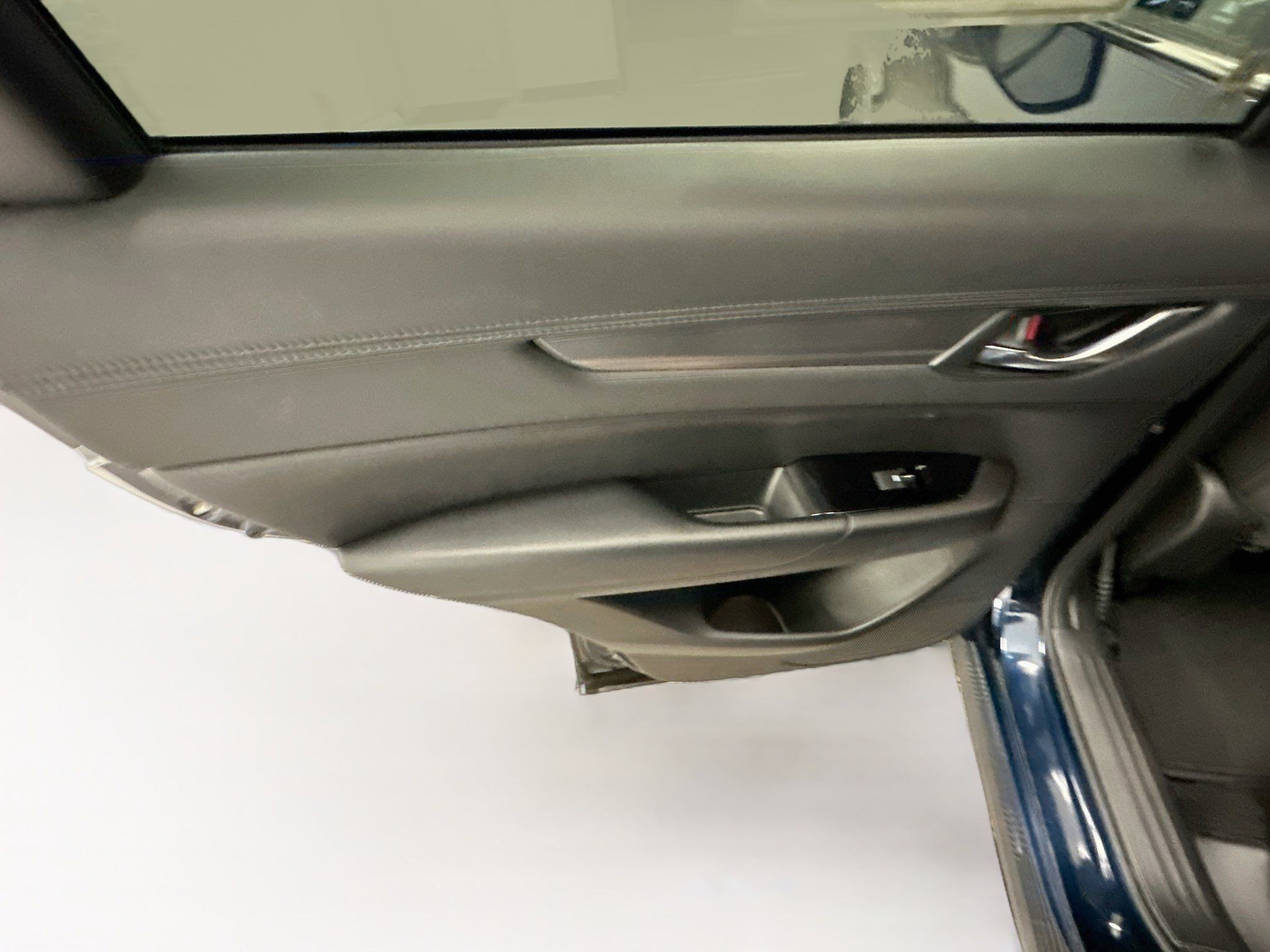 Used 2025 MAZDA CX-5 AWD 2.5 S w/ Preferred Package image 27