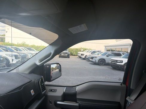 Used 2018 Ford F150 XLT RWD image 25