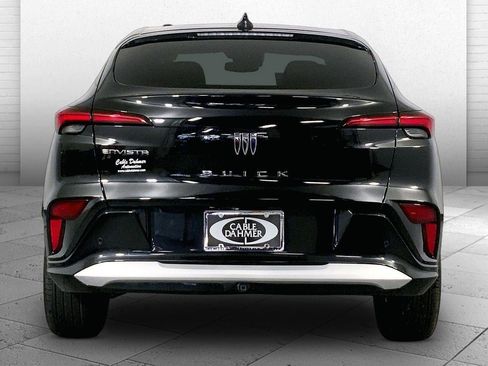 Used 2025 Buick Envista Sport Touring w/ Experience Buick Package FWD image 3