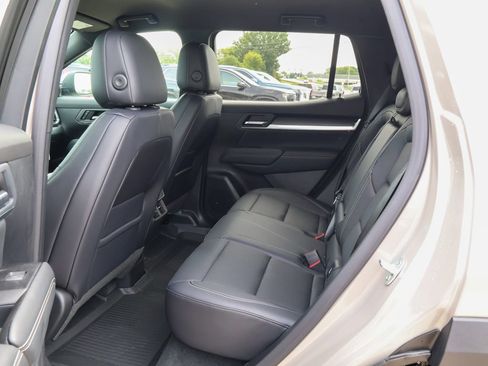 New 2027 GMC Terrain Elevation w/ Elevation Premium Package FWD image 11
