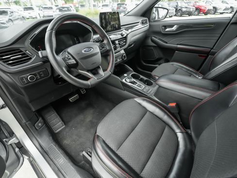 Used 2023 Ford Escape ST-Line image 15