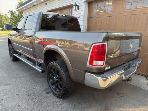 Used 2018 RAM 2500 Laramie w/ Convenience Group AWD/4WD image 5