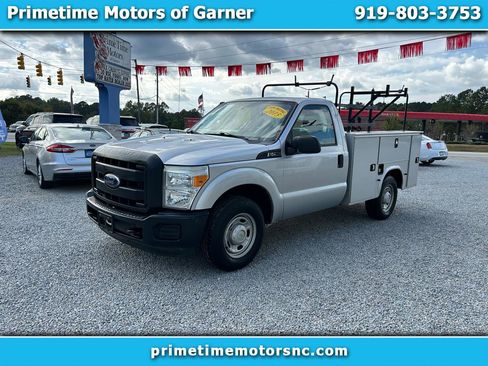 Used 2015 Ford F250 XL image 1